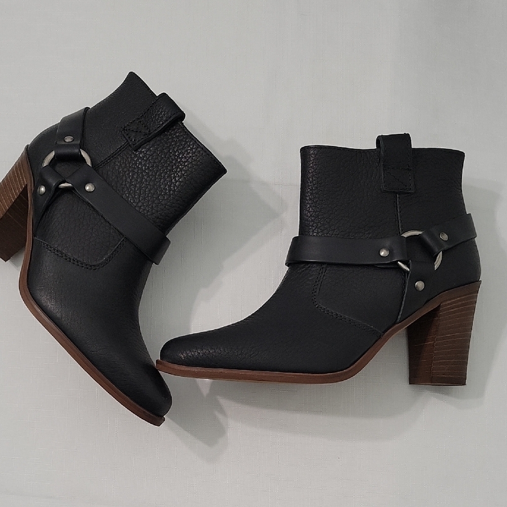 Madewell Black Ankle Boots with Brown Heel